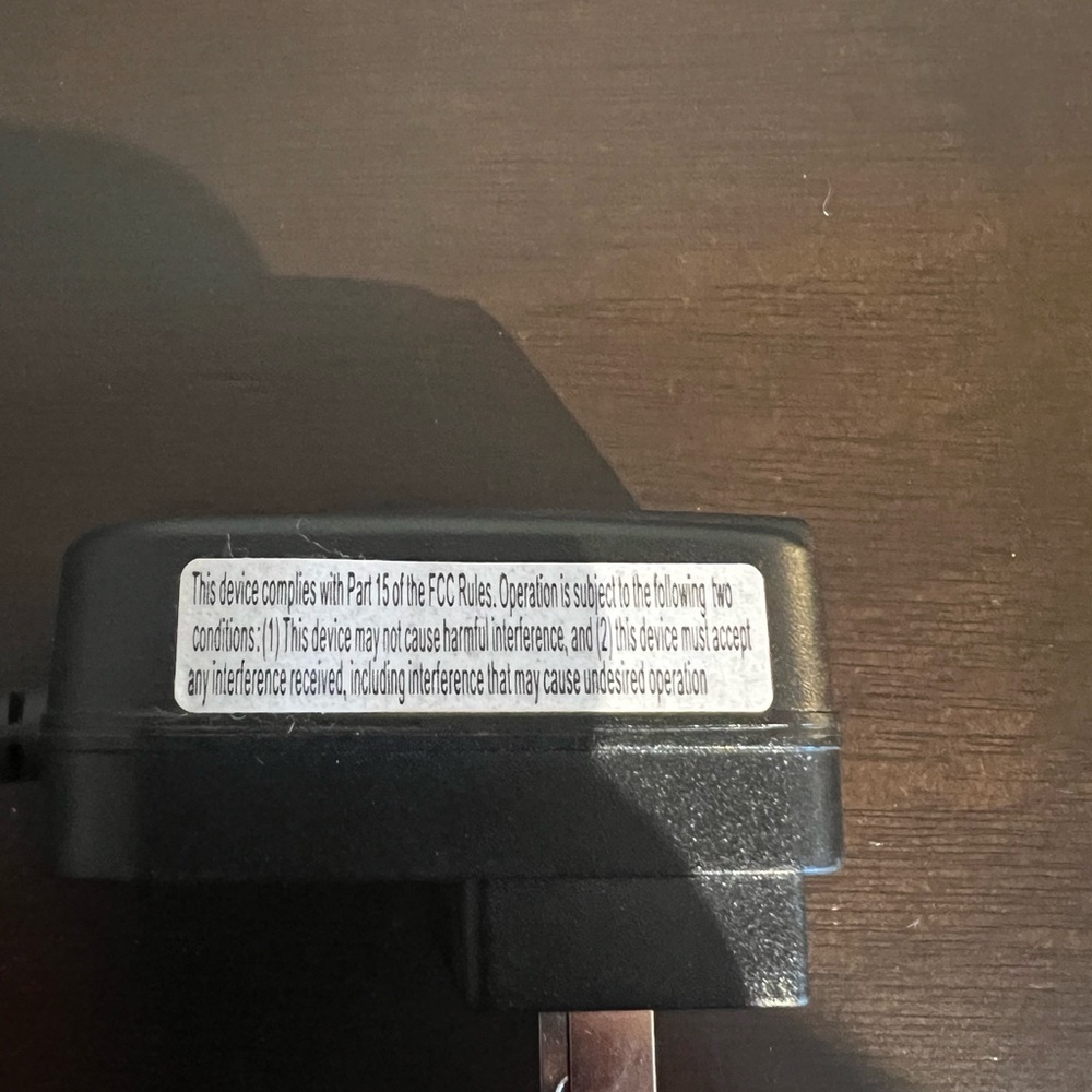 Switching Adapter - Picture 5 of 5